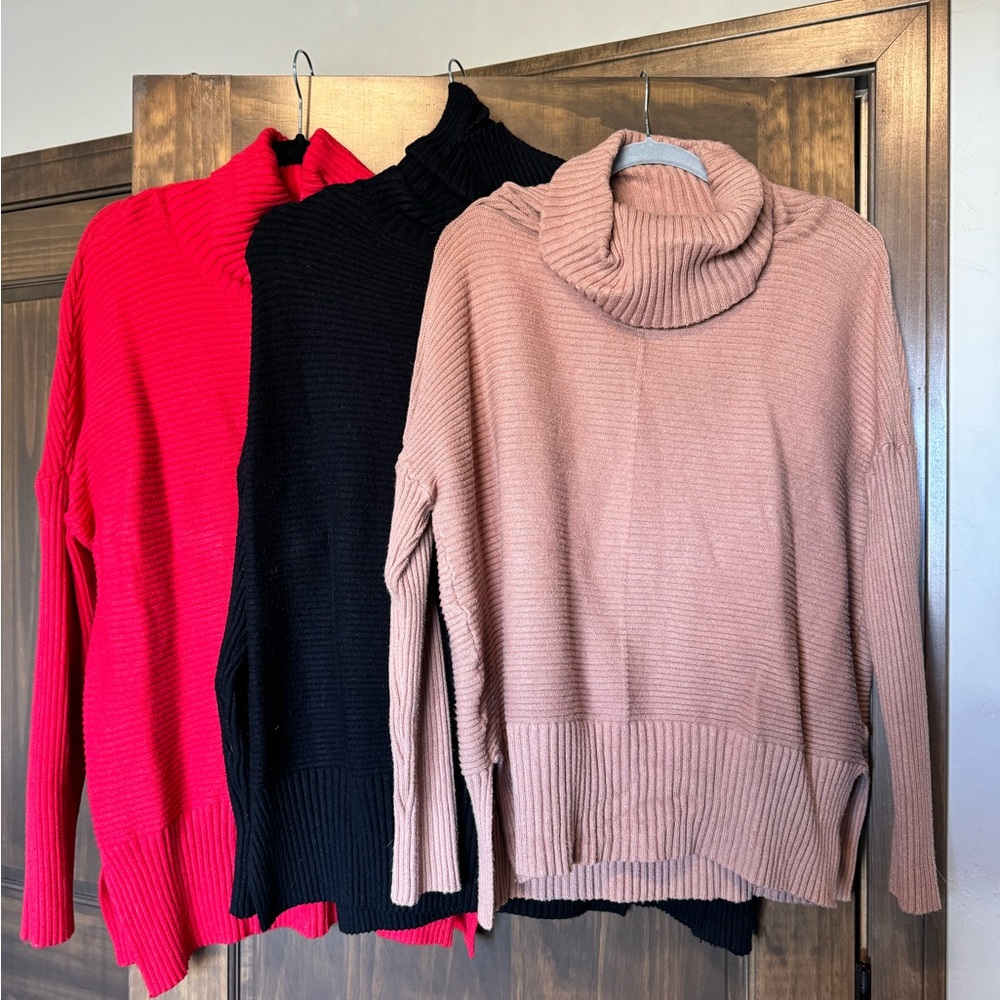 Turtleneck sweater bundle